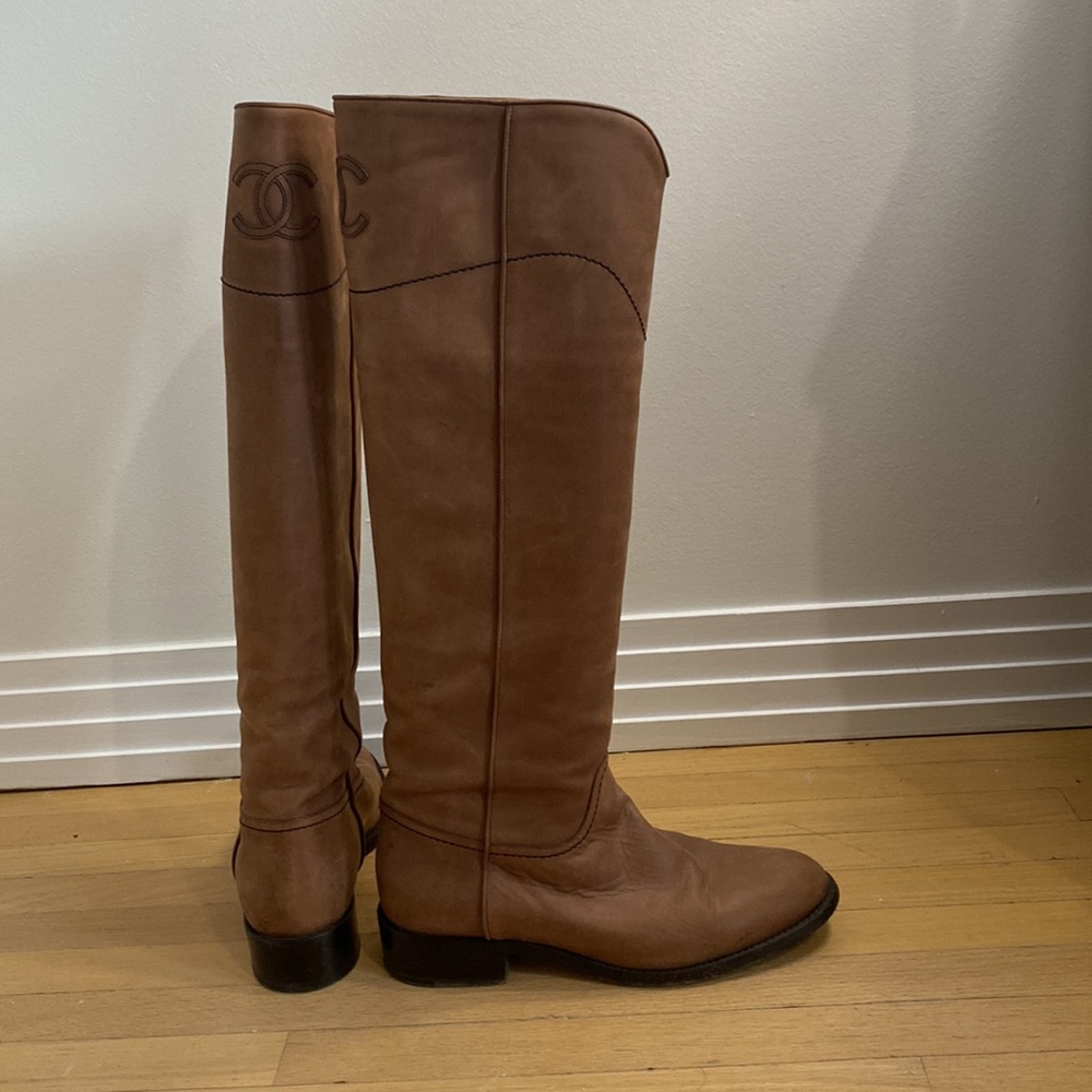 CHANEL Interlocking CC Logo Riding Boots BROWN LAMBSKIN Eu 39.5 - Picture 2 of 11